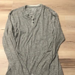 Men’s buckle shirt